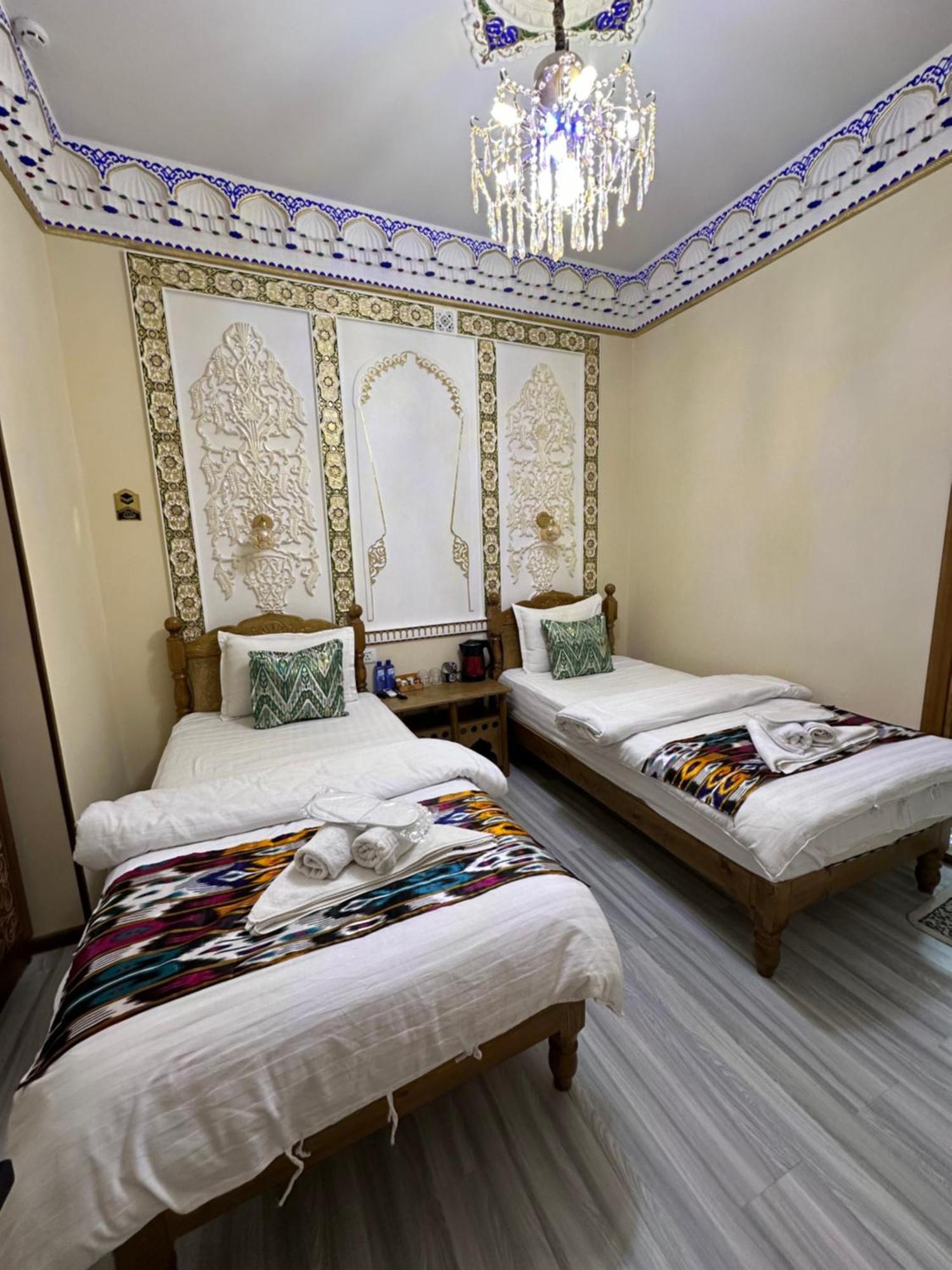 Hotel Zarhal Bukhara Exterior foto